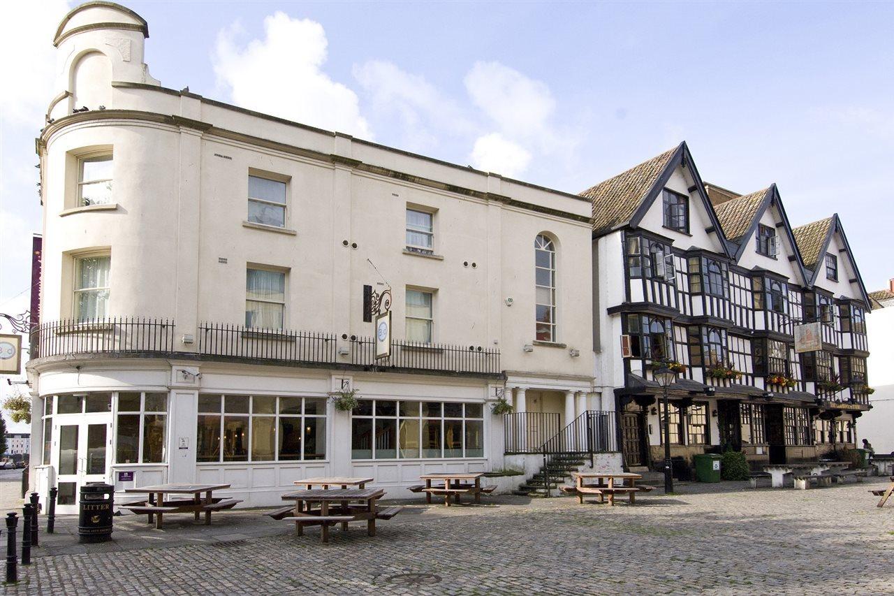 Premier Inn Bristol City Centre King Street Exterior photo